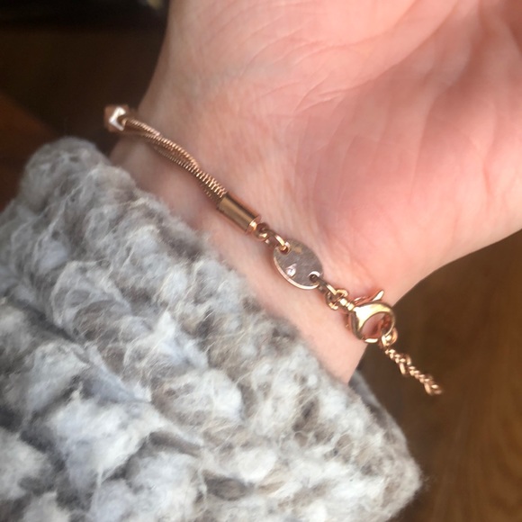 Rose gold beaded adjustable fossil bracelet - Picture 9 of 11